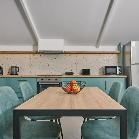 Sofita Sea View Apartment, By Tk Management Διαμέρισμα *
