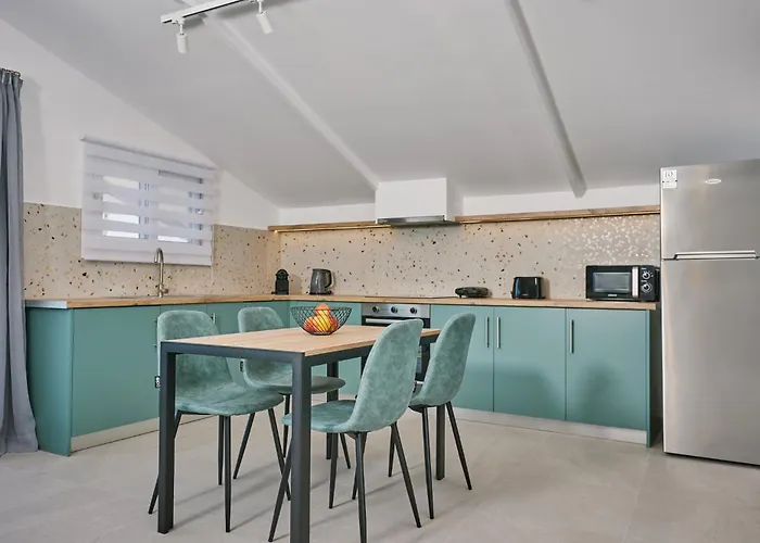 Apartamento Sofita Sea View Apartment, By Tk Premium