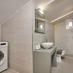 Sofita - Beachfront 2Br Apartment With Sea View, By Tk Premium Stays Appartement *