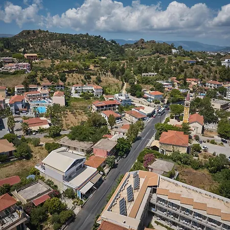 Sofita - Beachfront 2Br Apartment With Sea View, By Tk Premium Stays Appartement Argassi